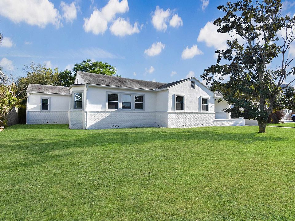 1st image of 107 Arpieka Ave