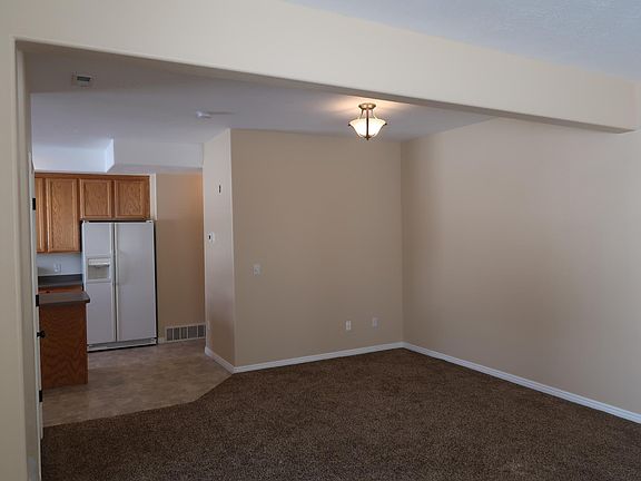 3rd image of 7072 S Kristilyn Ln