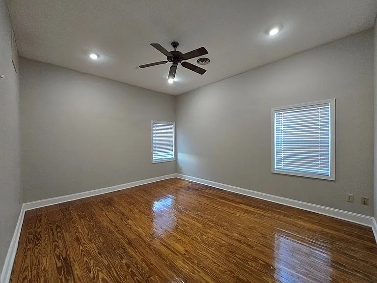 900 Race Track Rd — Photo 18