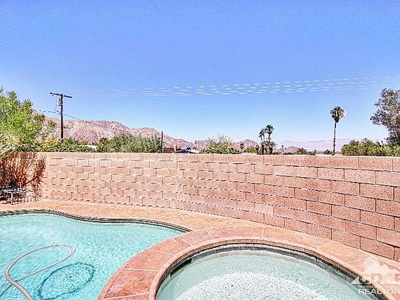 4th image of 54515 Avenida Velasco