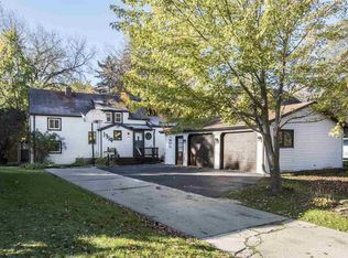 1319 E South River St, Appleton, WI 54915