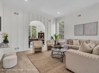 8 Oak Hill Ct, Jackson, NJ