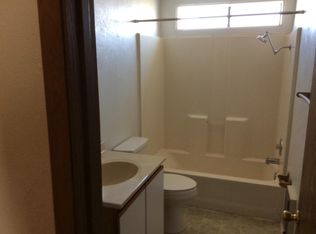 1608 W 15th Ln APT 6, Portales, NM 88130
