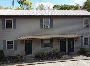 8 Sunrise Dr, Cambridge, OH 43725