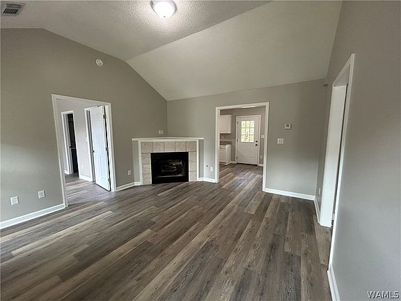 5th image of 3232 Alpine Pl