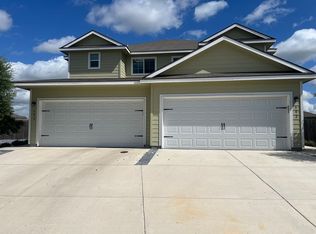 602 Heathers Way, Seguin, TX 78155