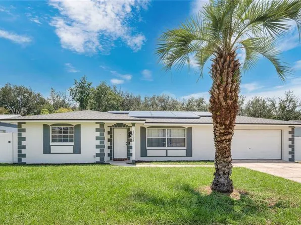 1093 E Hancock Dr, Deltona, FL 32725