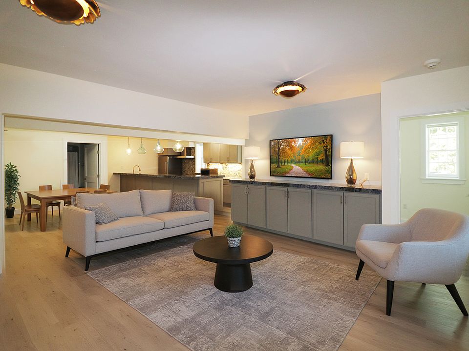 2nd image of 8 Chapel St #204