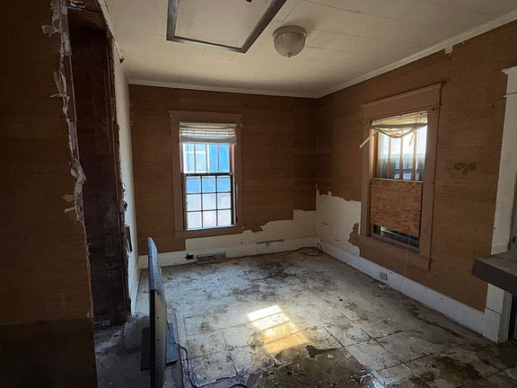 4th image of 1106 N Guthrie Ave