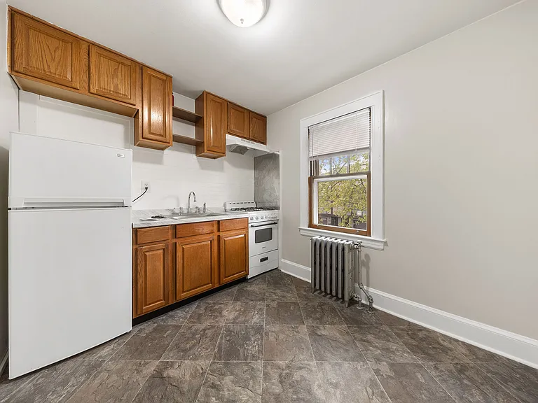 415 Lincoln Ave #2 — Photo 6