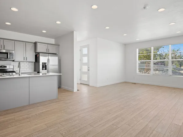 Big Willow Towns, 11418 S Lemongrass Ct #36beac3ce, Draper, UT 84020