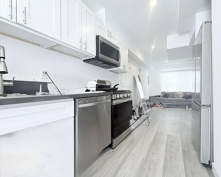 1258 Leighton Ave #B — Photo 8