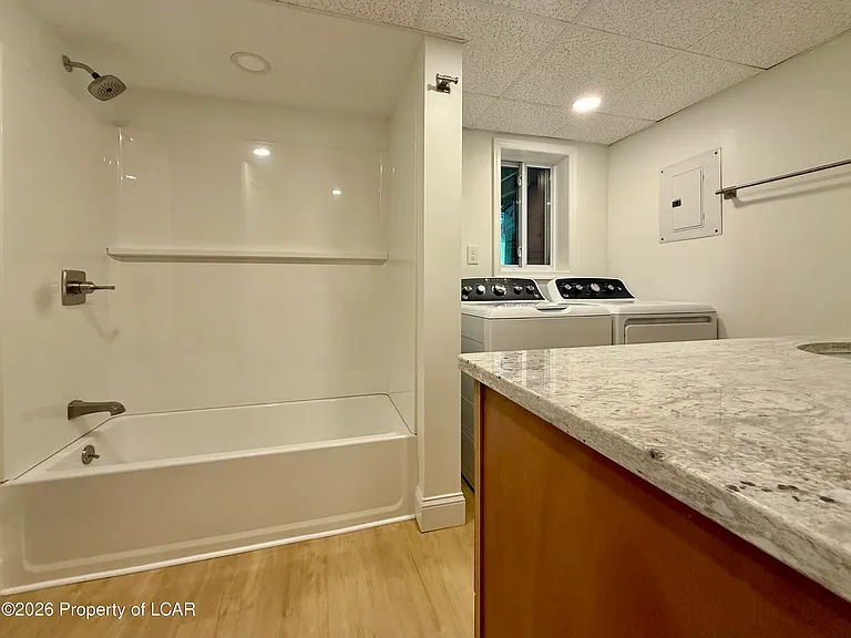 690 Orange Rd — Photo 6