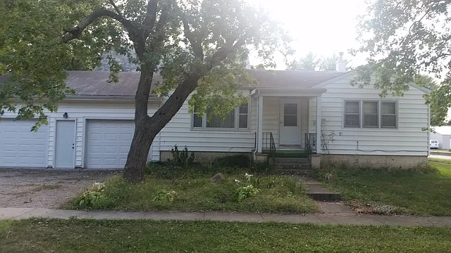 17 N Locust St photo 1