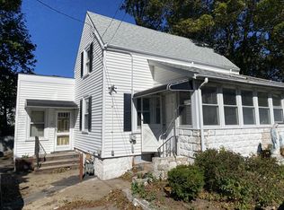 31 Water St, Quincy, MA 02169