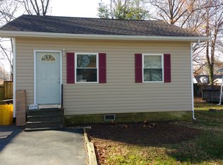 1718 Ridgely Rd, Edgewater, MD 21037