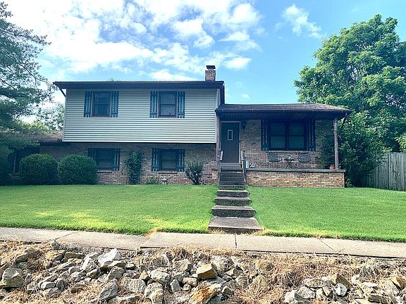 2nd image of 5988 Westchester Dr
