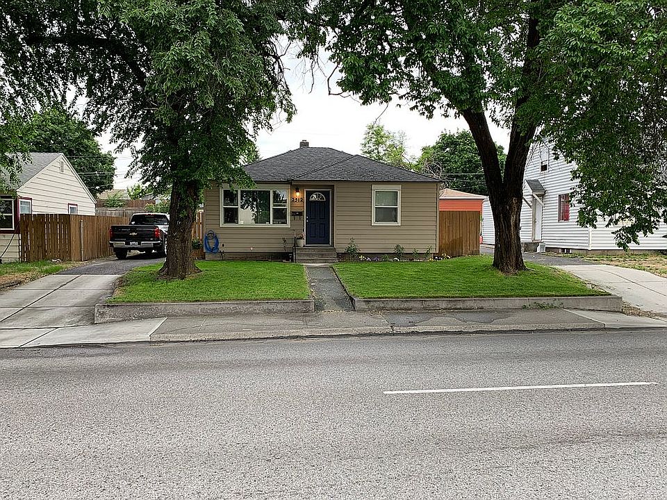 1st image of 2512 W Wellesley Ave