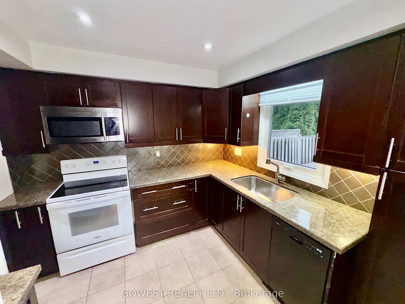 3 bed, $3,800 — Photo 3
