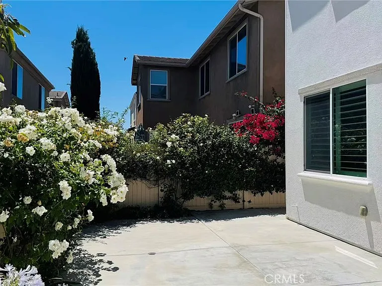 6955 Larochelle — Photo 36