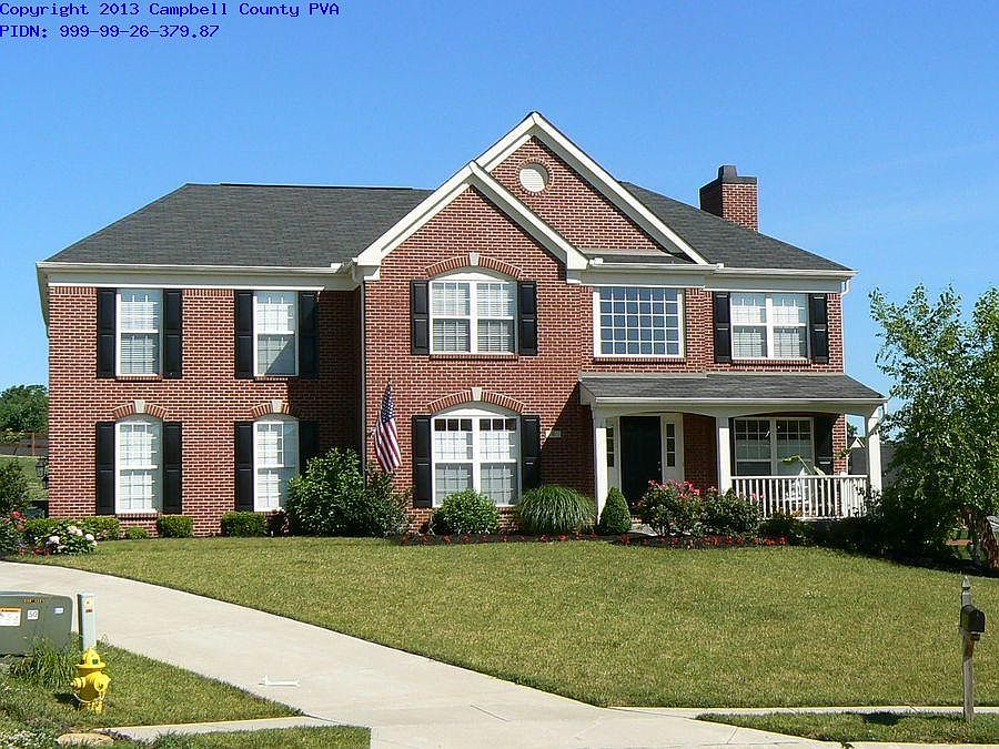 1st image of 9 Woodcrest Dr
