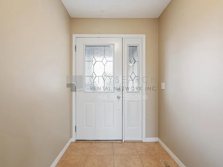 59 Bridlecrest Gdns SW — Photo 6