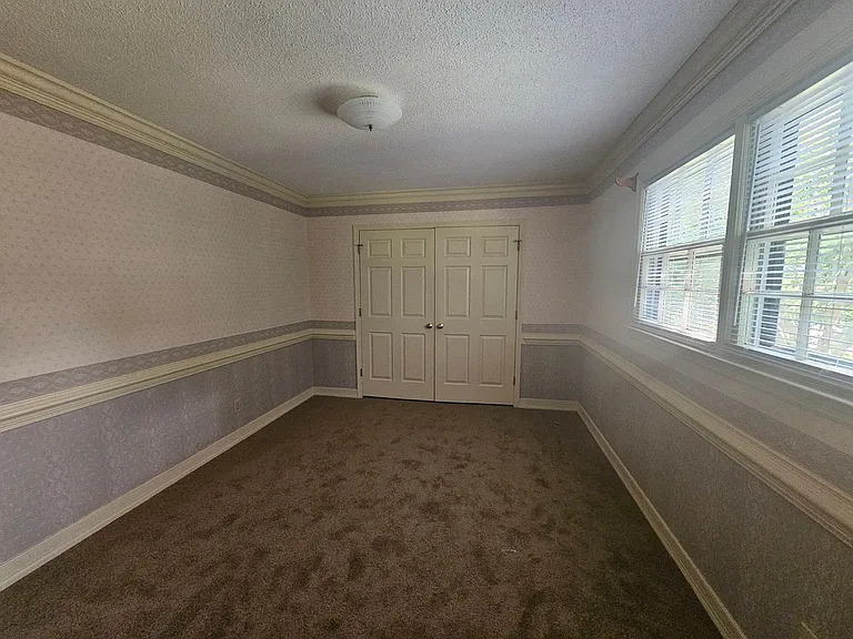 250 Lofton Dr — Photo 11