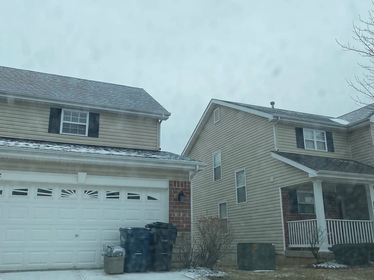 2 bed, 2.5 bath, 1592 sqft, $2,300 — Photo 1