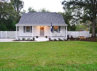 1482 Simmons St, Mount Pleasant, SC 29464