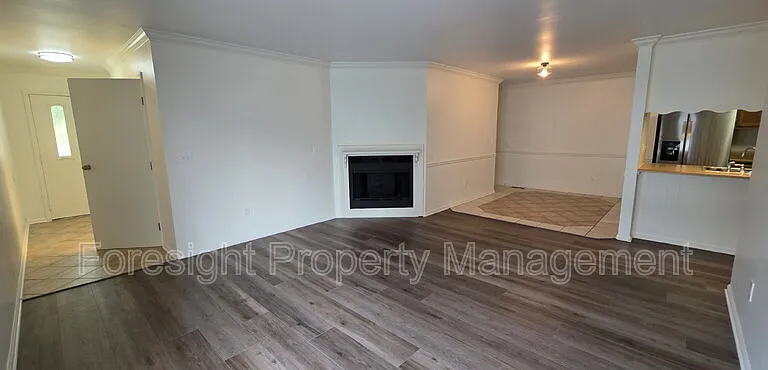 570 Executive Blvd — Photo 7