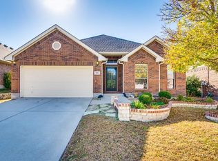 812 Lake Worth Trl, Little Elm, TX 75068