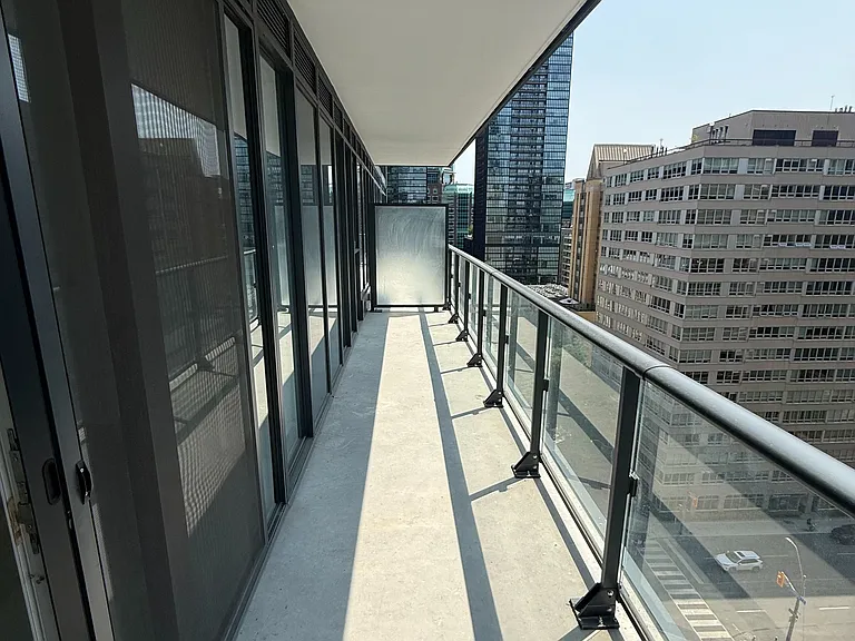 634 Church St #1010 — Photo 16