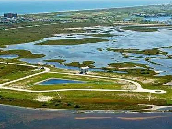 391 Blue Heron Dr, Port Aransas, TX 78373