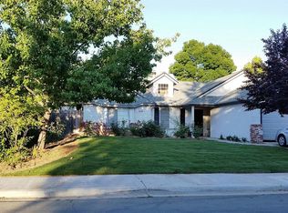 6198 N Cornelia Ave, Fresno, CA 93722
