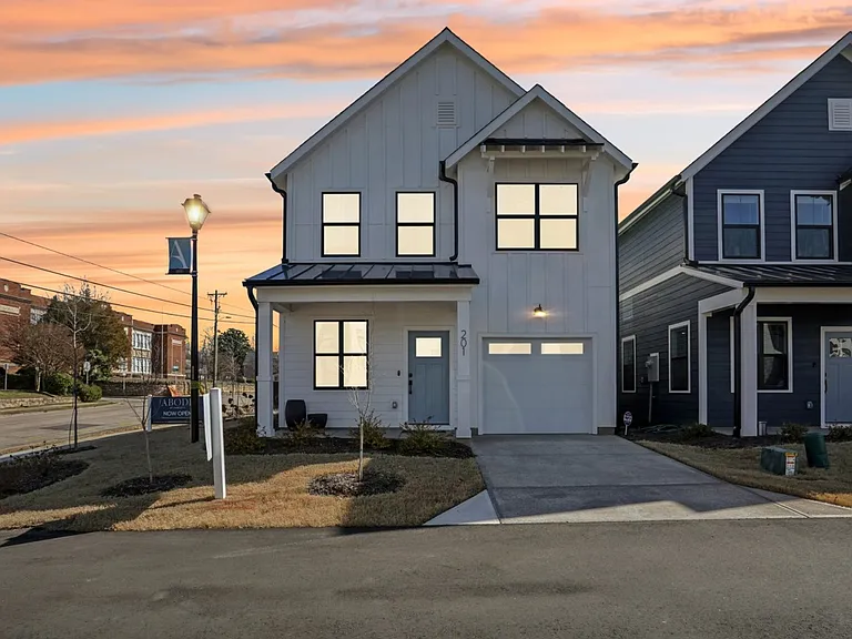 Abode Hargett — Photo 7