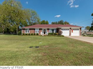 210 Southland Dr, Fayetteville, NC 28311