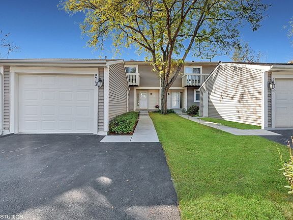 2nd image of 213 Chesapeake Ct