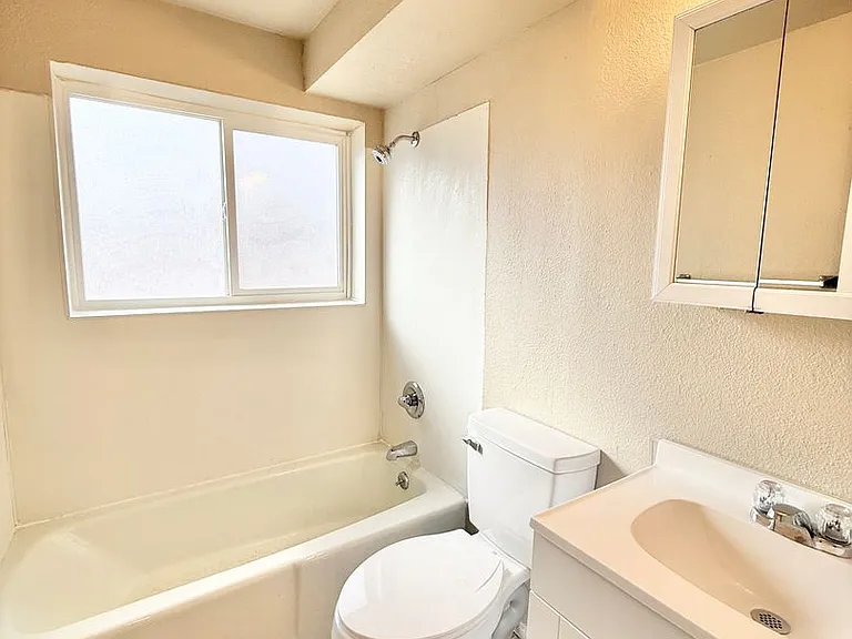 2-8 Alan Shepard Rd. — Photo 15