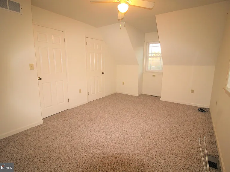 13 Ann Pl — Photo 9