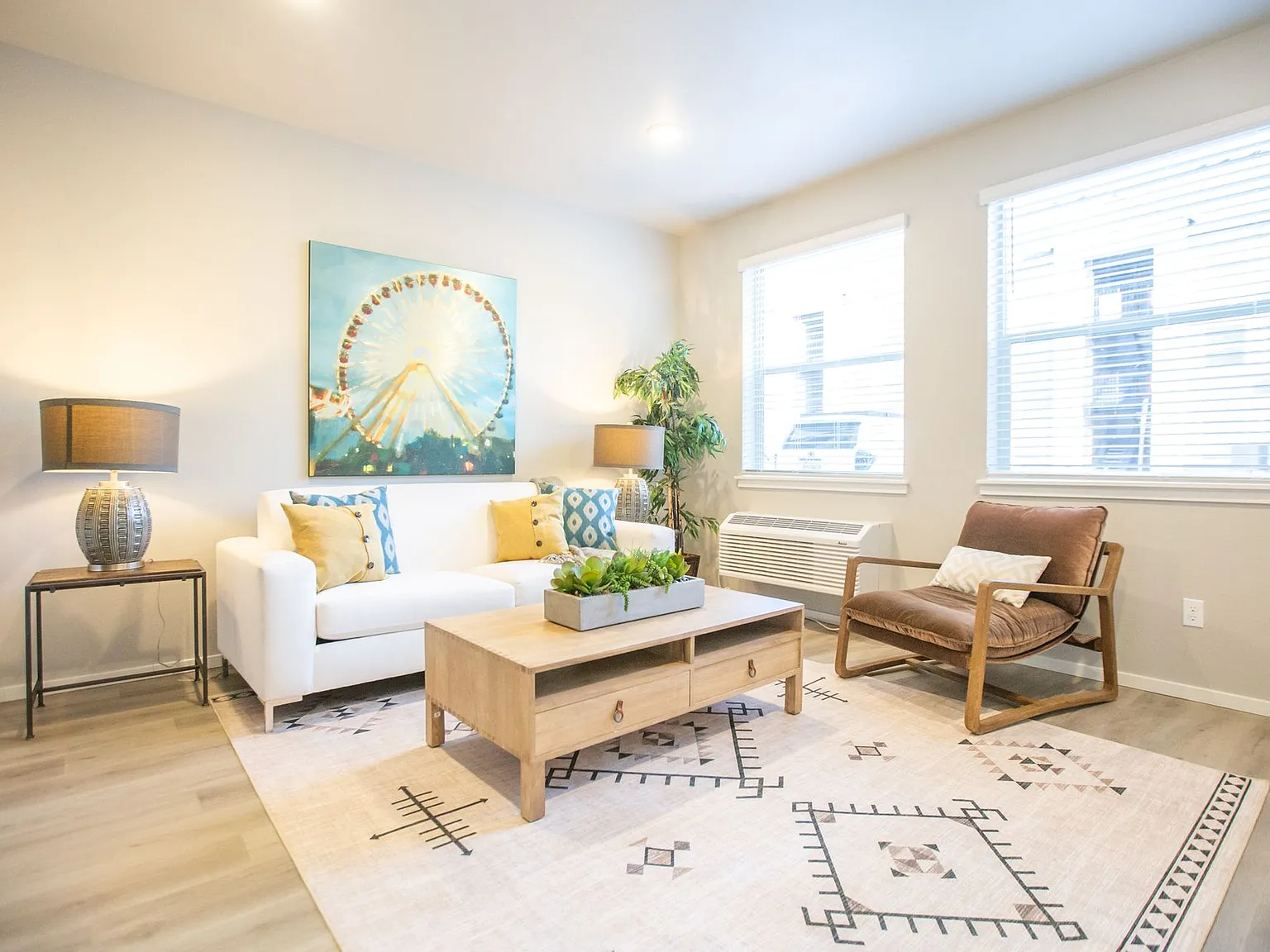 Q1 Apartments — Photo 2