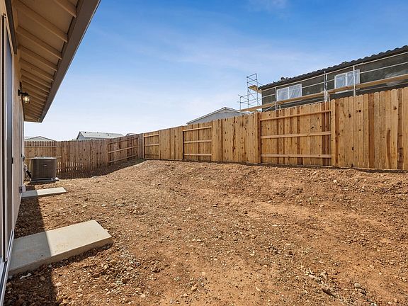 Starblossom 37 Exterior