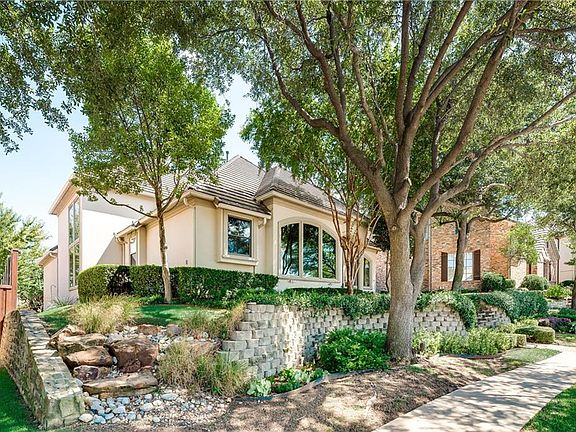 3rd image of 4528 Redwood Ct