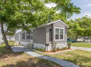 3271 53rd Ave N, St Petersburg, FL 33714