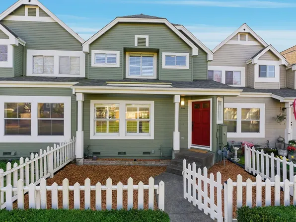 1816 Downing Street, Petaluma, CA 94954