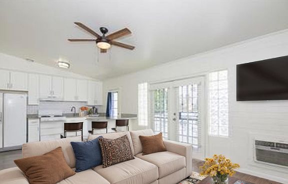 4th image of 408 W Earll Dr #7