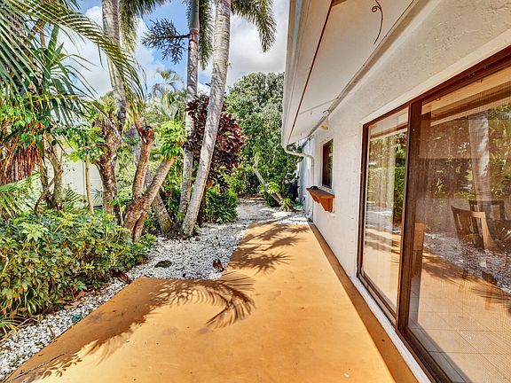 5th image of 5522 Ainsley Court