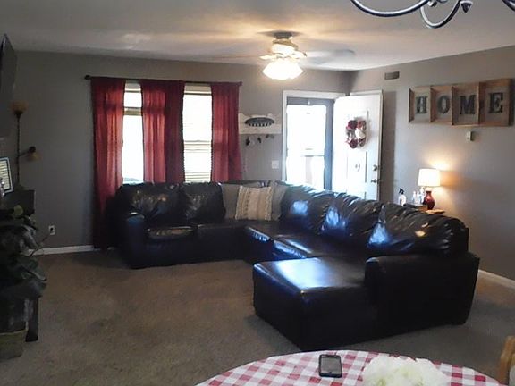 5th image of 448 Glenview Dr