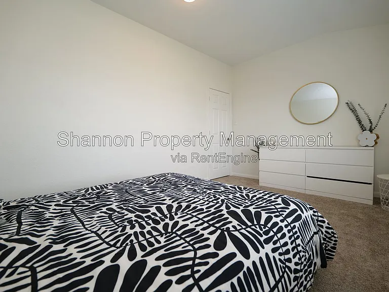 1203 Lavender Shade Ct — Photo 26