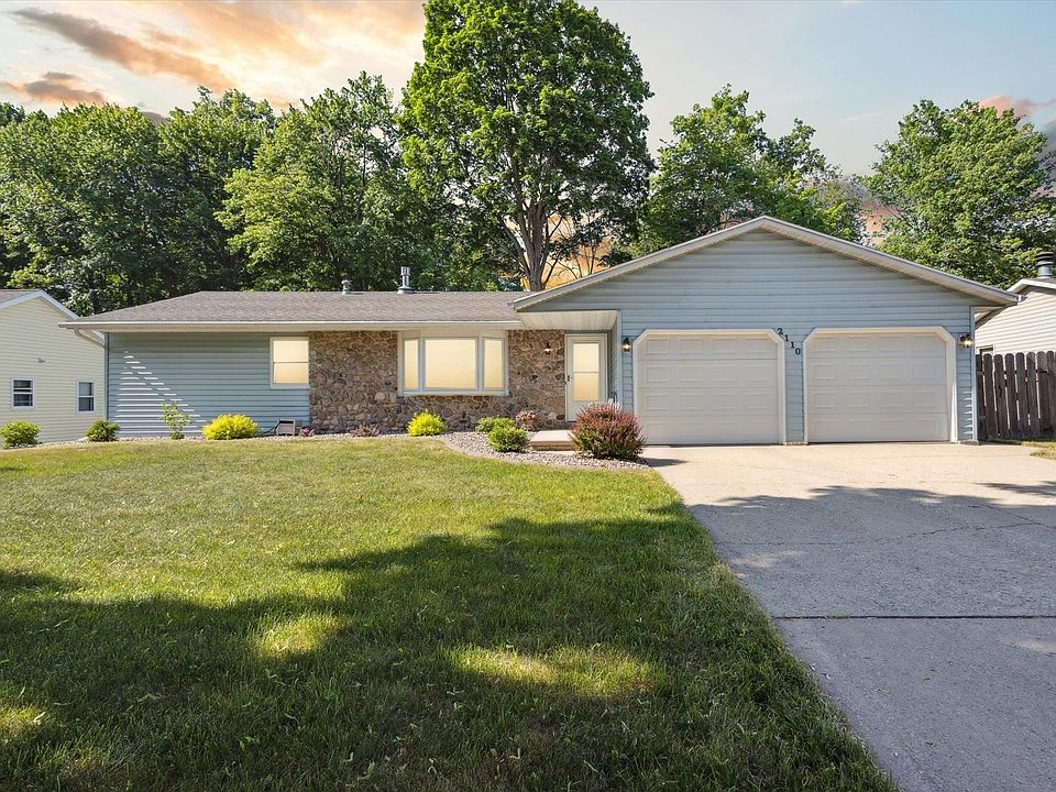 1st image of 2110 Ironwood Dr