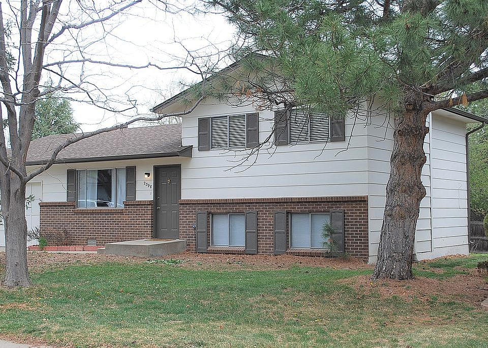 1st image of 2398 Evans Ave